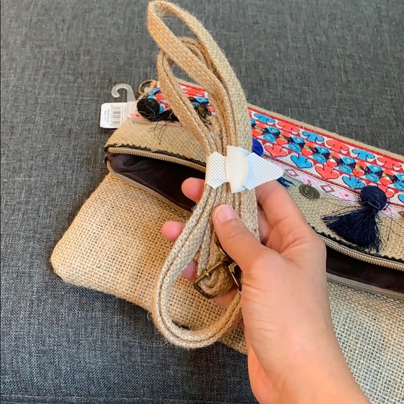 NWT Boho/chic bag with straps & embellishments - Picture 5 of 8